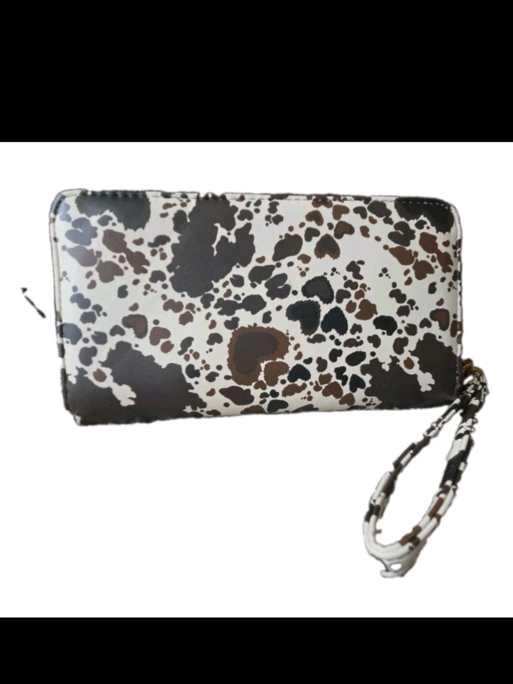 Women's Betsey Johnson Cow Print & Hearts Wristlet Wallet With Removable Strap - Picture 3 of 10